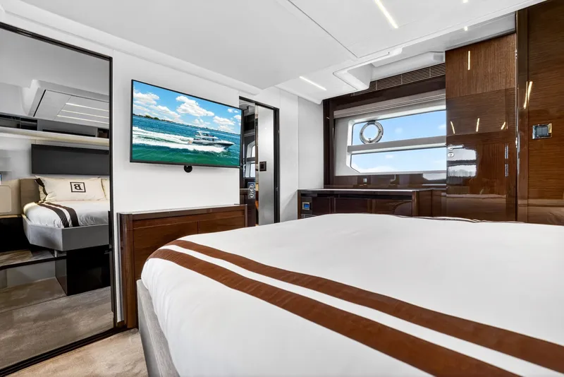 Slide: The Image of Prestige 590 2023 - 6054071