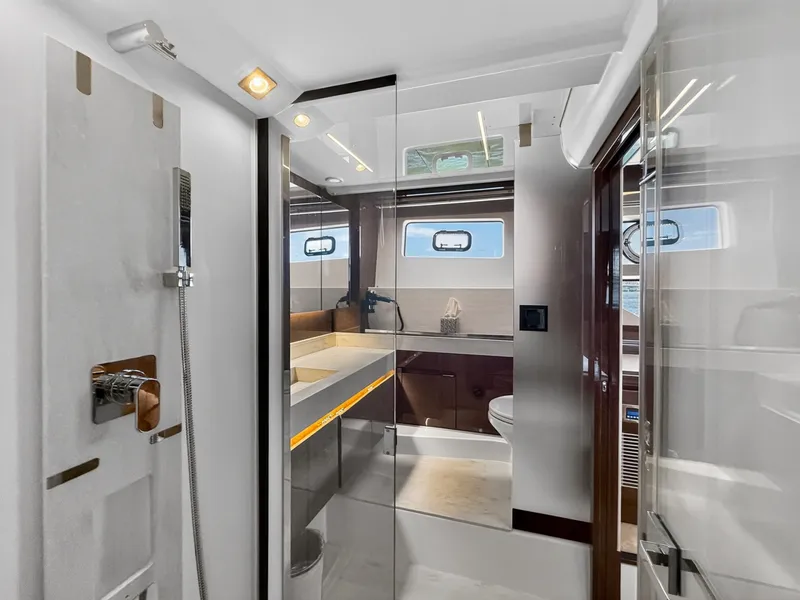 Slide: The Image of Prestige 590 2023 - 6054072