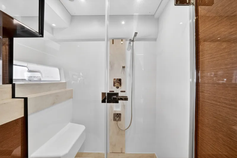 Slide: The Image of Prestige 590 2023 - 6054079