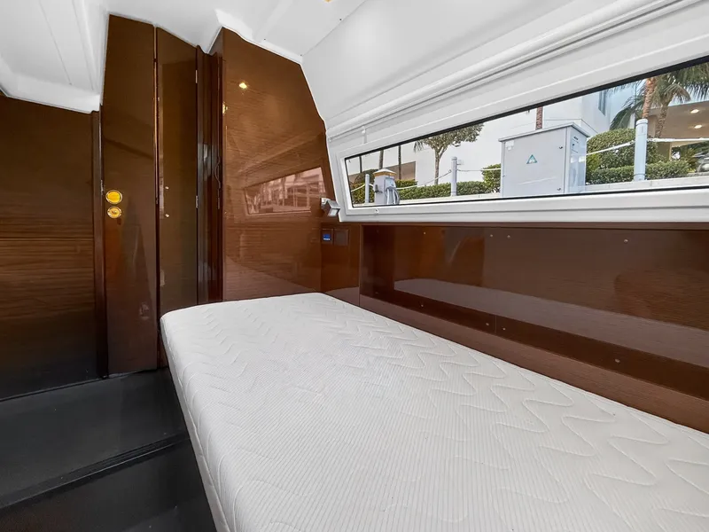 Slide: The Image of Prestige 590 2023 - 6054087