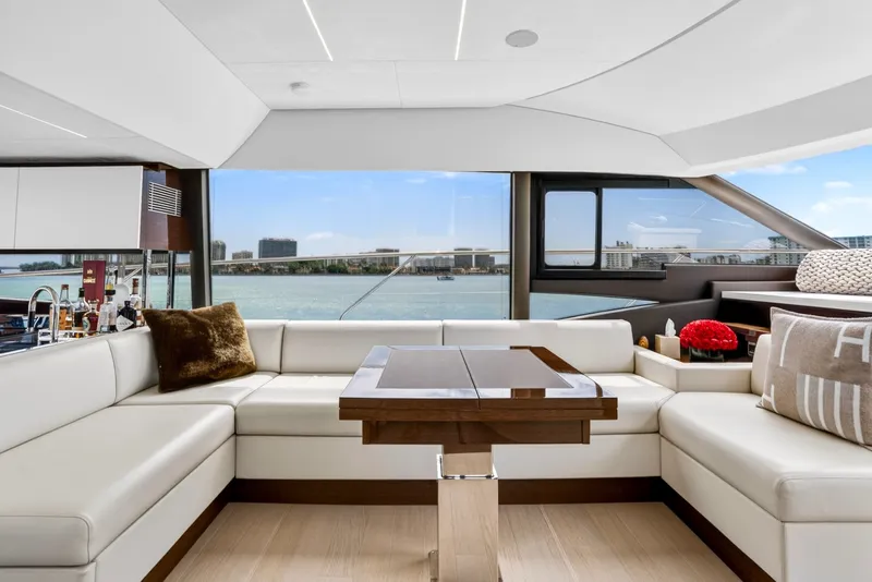 Slide: The Image of Prestige 590 2023 - 6054092