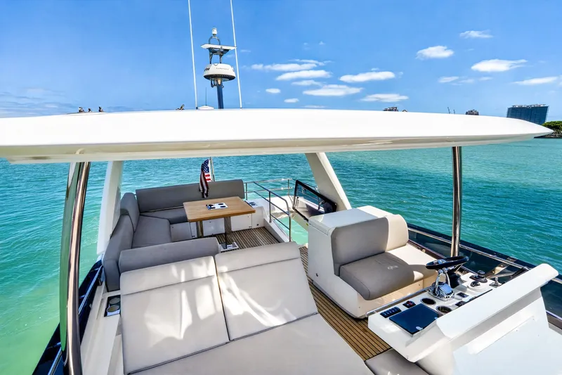 Slide: The Image of Prestige 590 2023 - 6054099