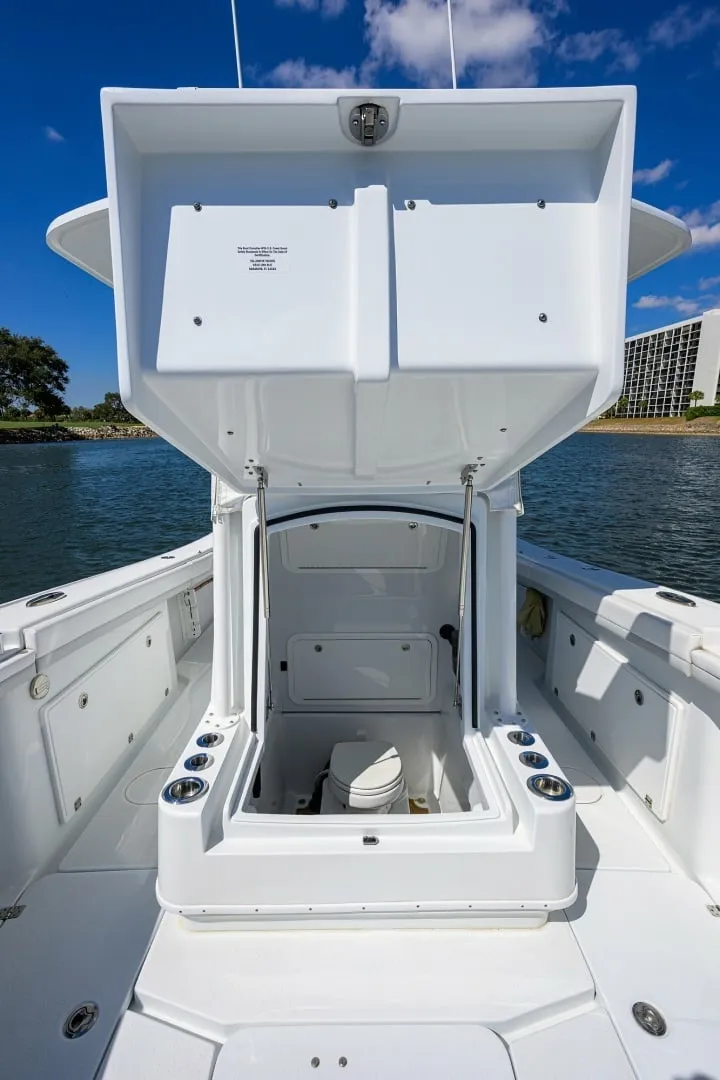 Slide: The Image of Yellowfin 34 - Head 2023 Yellowfin 34 Offshore - 7680798