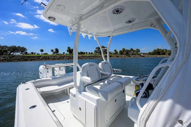 Slide: The Image of Yellowfin 34 - Helm Seating 2023 Yellowfin 34 Offshore - 7680811