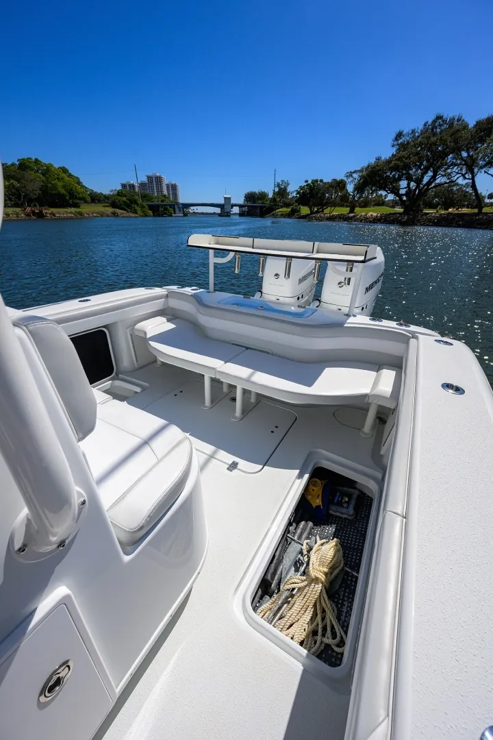 Slide: The Image of Yellowfin 34 - Cockpit 2023 Yellowfin 34 Offshore - 7680821