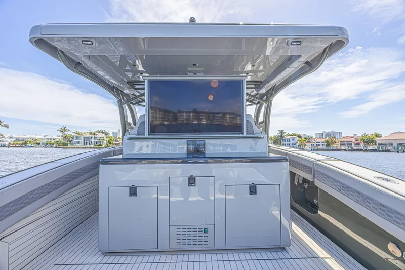 Slide: The Image of Midnight Express 52 Vitesse 2025 - 6055383