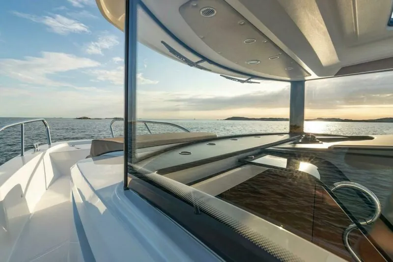 Slide: The Image of Nimbus Commuter 9 2026 - 6001224