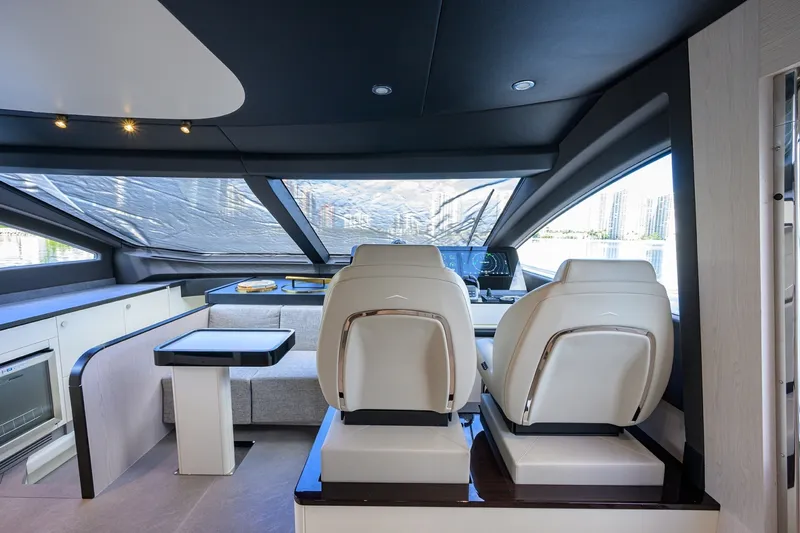 Slide: The Image of Azimut 78 - DT78 - Helm 2024 Azimut 78 Fly - DT78 - 7673988