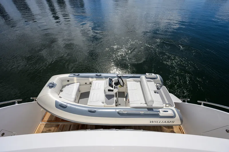Slide: The Image of Azimut 78 - DT78 - Tender 2024 Azimut 78 Fly - DT78 - 7674039