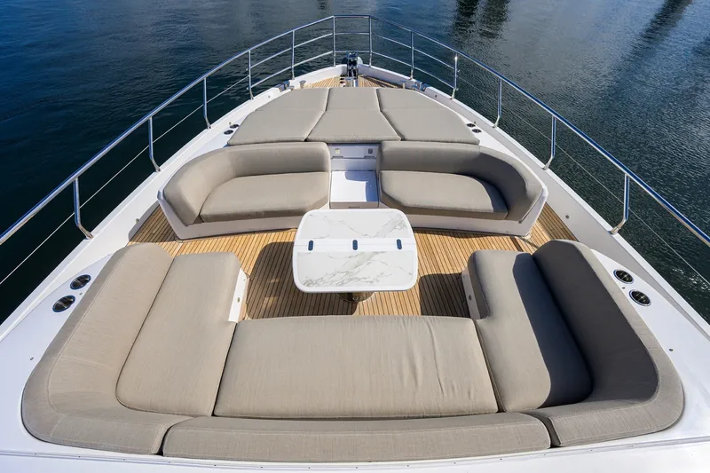 Slide: The Image of Azimut 78 - DT78 - Bow Seating 2024 Azimut 78 Fly - DT78 - 7673971