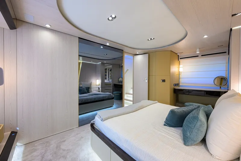 Slide: The Image of Azimut 78 - DT78 - Master Stateroom 2024 Azimut 78 Fly - DT78 - 7673995