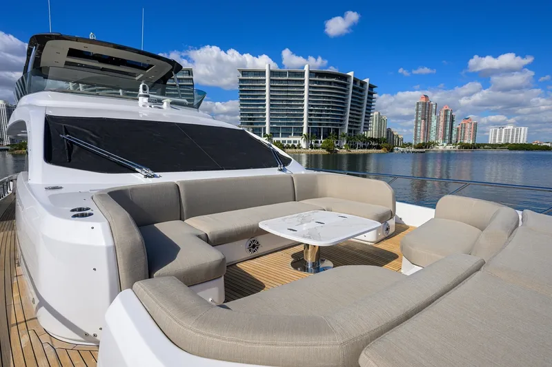 Slide: The Image of Azimut 78 - DT78 - Bow Seating 2024 Azimut 78 Fly - DT78 - 7673973