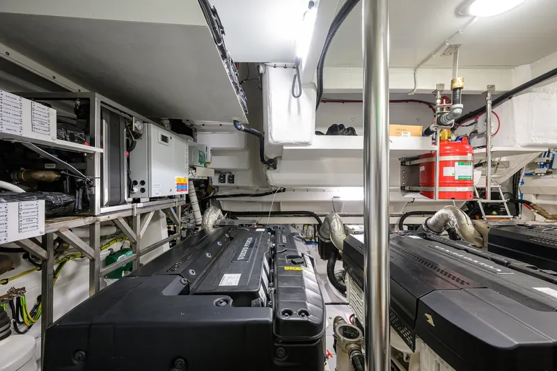 Slide: The Image of Azimut 78 - DT78 - Engine Room 2024 Azimut 78 Fly - DT78 - 7674048