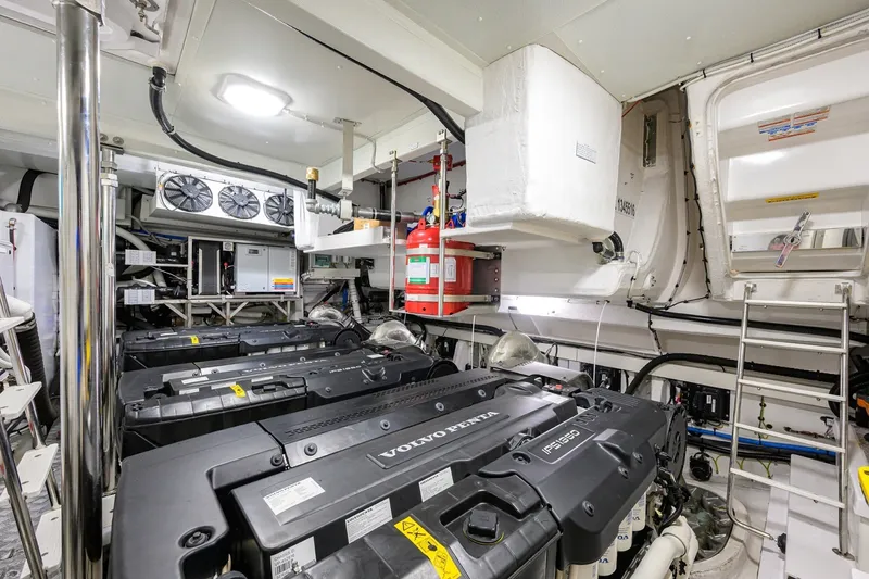 Slide: The Image of Azimut 78 - DT78 - Engine Room 2024 Azimut 78 Fly - DT78 - 7674045