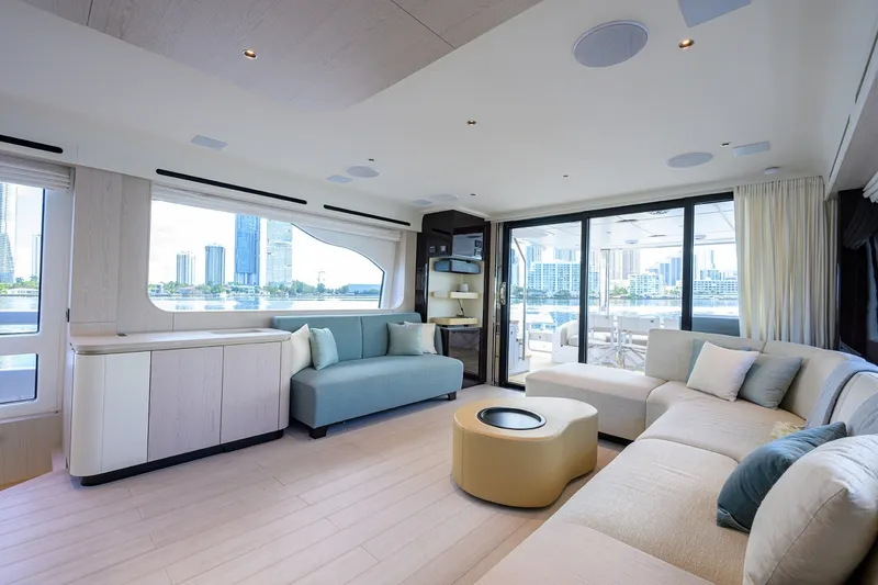 Slide: The Image of Azimut 78 - DT78 - Salon 2024 Azimut 78 Fly - DT78 - 7673980
