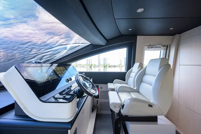 Slide: The Image of Azimut 78 - DT78 - Helm 2024 Azimut 78 Fly - DT78 - 7673990