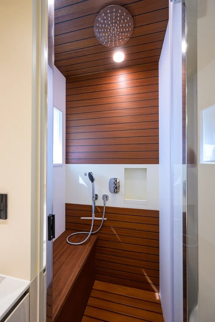 Slide: The Image of Azimut 78 - DT78 - Guest Head 2024 Azimut 78 Fly - DT78 - 7674007