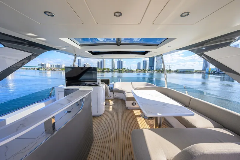 Slide: The Image of Azimut 78 - DT78 - Flybridge 2024 Azimut 78 Fly - DT78 - 7674029