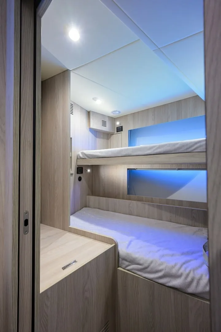 Slide: The Image of Azimut 78 - DT78 - Crew Quarters 2024 Azimut 78 Fly - DT78 - 7674016
