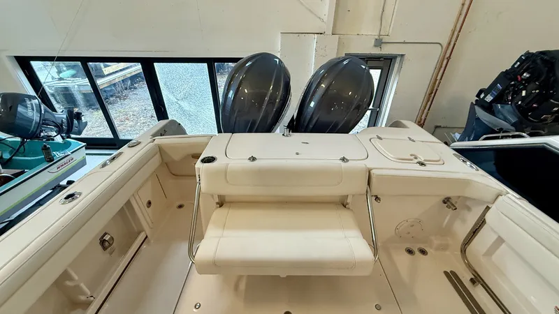 Slide: The Image of Grady-White Freedom 285 2023 - 6002199