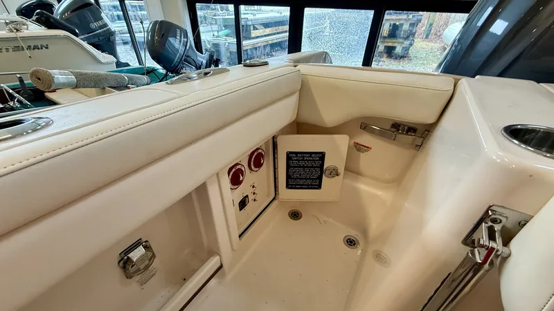 Slide: The Image of Grady-White Freedom 285 2023 - 6002206