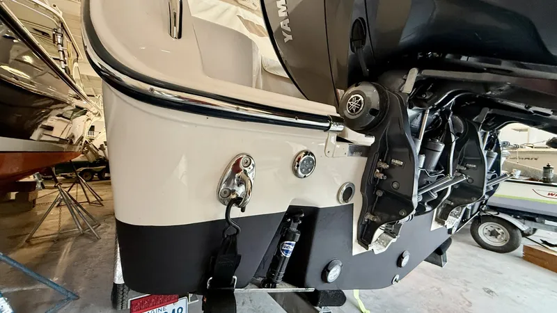 Slide: The Image of Grady-White Freedom 285 2023 - 6002189