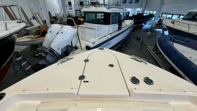 Slide: The Image of Grady-White Freedom 285 2023 - 6002229