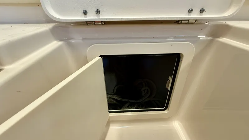 Slide: The Image of Grady-White Freedom 285 2023 - 6002231