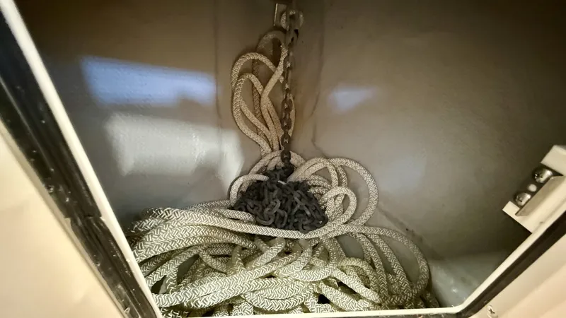 Slide: The Image of Grady-White Freedom 285 2023 - 6002232