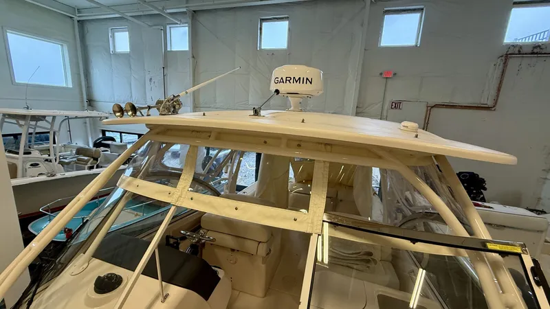 Slide: The Image of Grady-White Freedom 285 2023 - 6002233