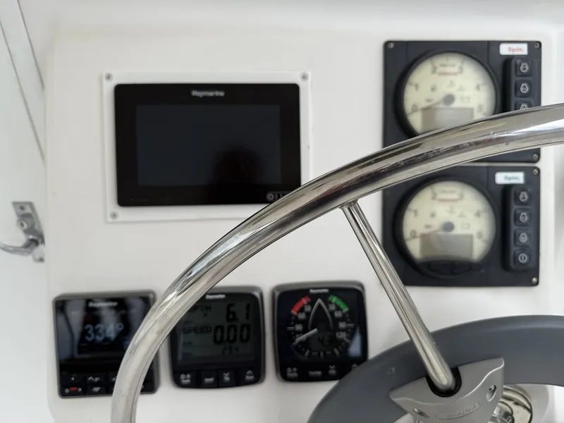 Slide: The Image of Gemini Legacy 35 2014 - 6002155