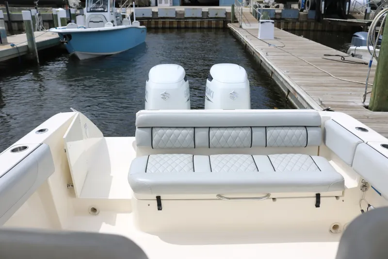 Slide: The Image of Pursuit ST 310 2012 - 6002465