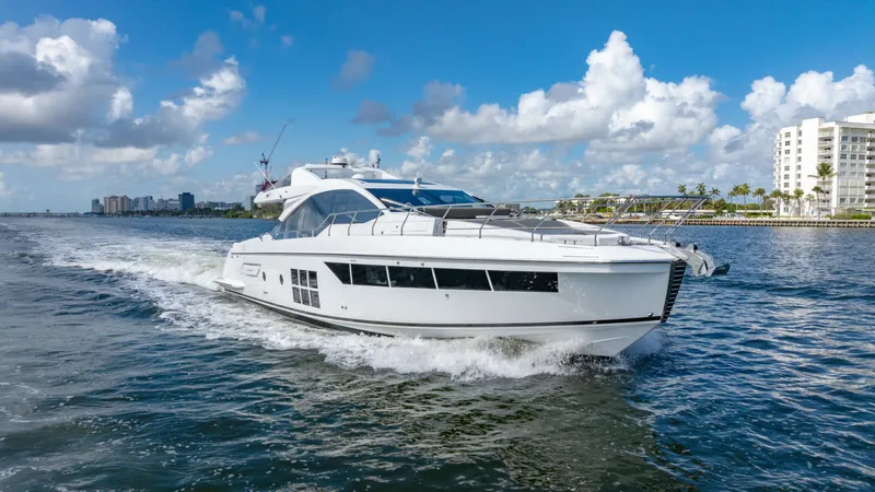 Slide: The Image of Azimut S7 2019 - 7219802