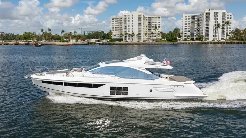 Slide: The Image of Azimut S7 2019 - 7219816