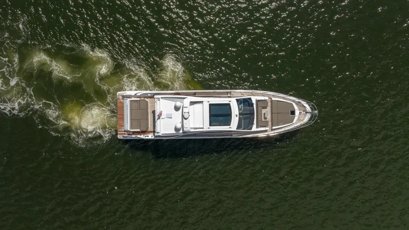 Slide: The Image of Azimut S7 2019 - 7219830