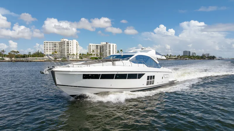 Slide: The Image of Azimut S7 2019 - 7219819