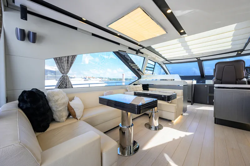 Slide: The Image of Azimut S7 2019 - 6002831