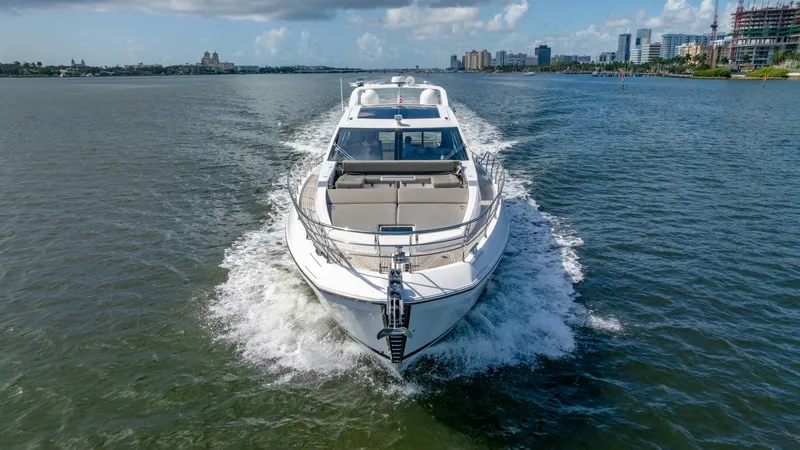 Slide: The Image of Azimut S7 2019 - 7219799