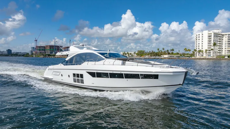 Slide: The Image of Azimut S7 2019 - 7219801