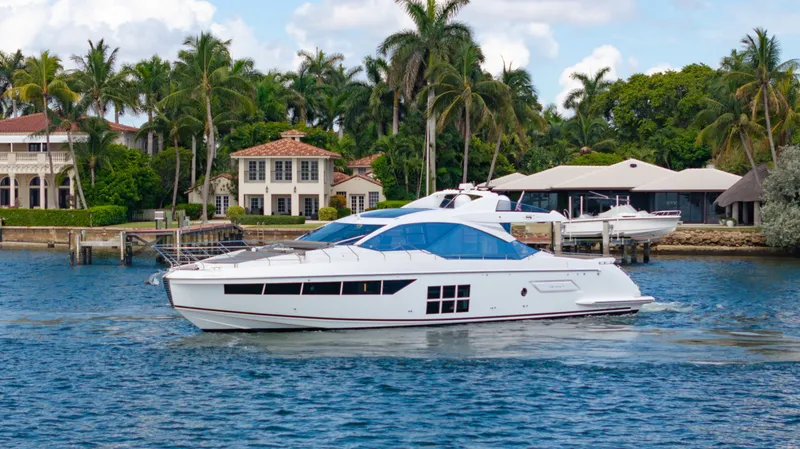 Slide: The Image of Azimut S7 2019 - 7219812