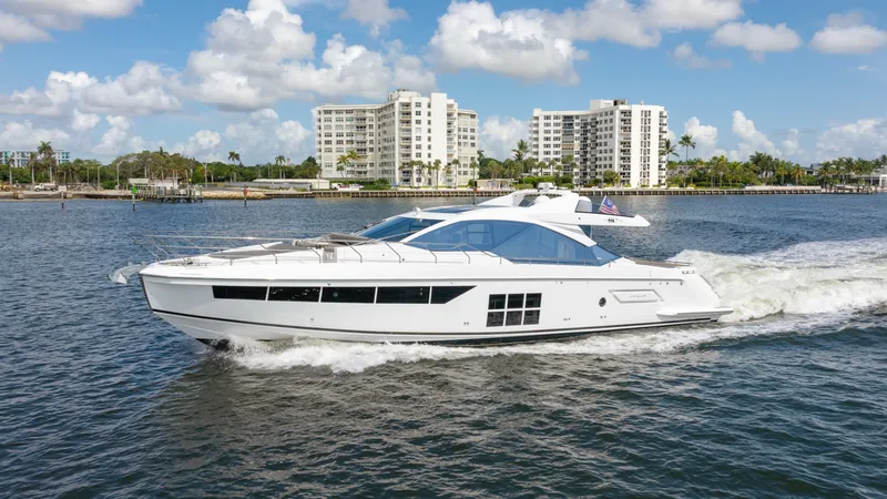 Slide: The Image of Azimut S7 2019 - 7219817