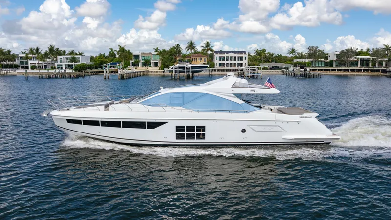 Slide: The Image of Azimut S7 2019 - 7219814
