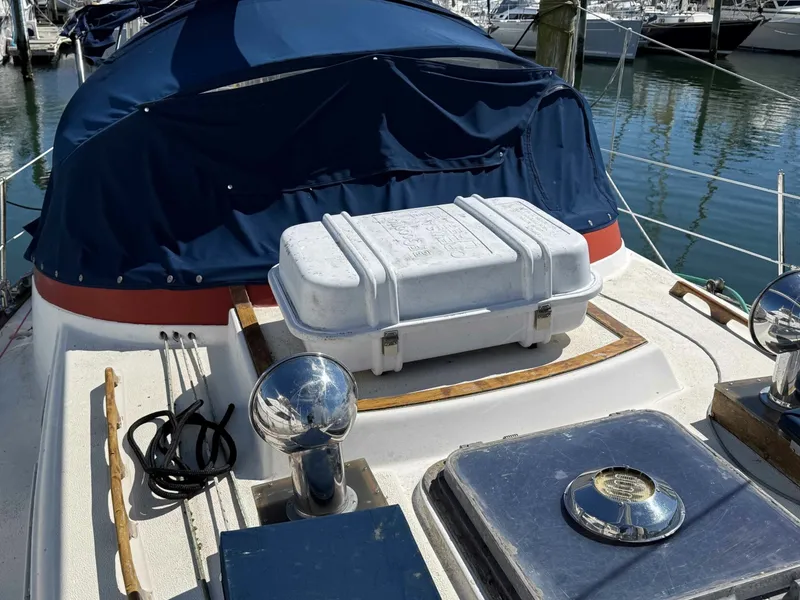 Slide: The Image of Life Raft with Case  - 6004593