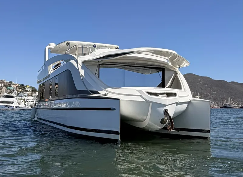 The Image of Main Pic 2018 54' Overblue Power Catamaran For Sale - 6002957