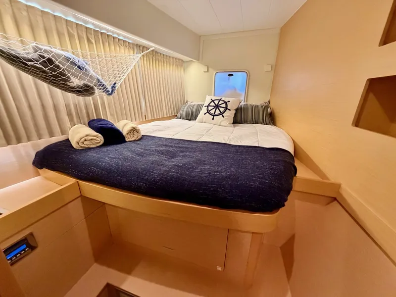 Slide: The Image of 24 - 6003266