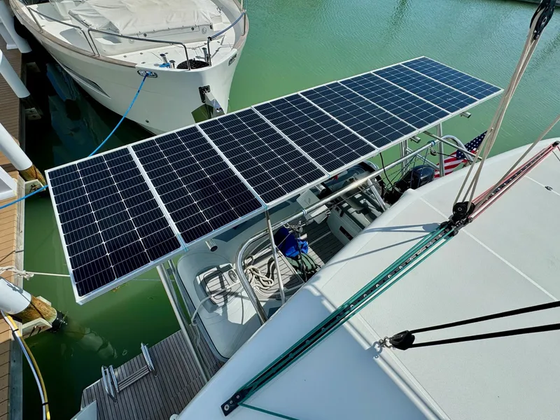 Slide: The Image of 8 - 6003250