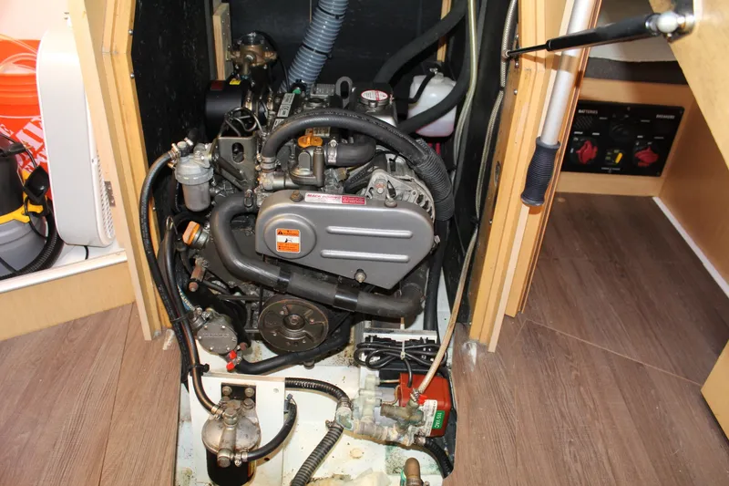 Slide: The Image of Beneteau 35 Oceanis 2016 - 6003355