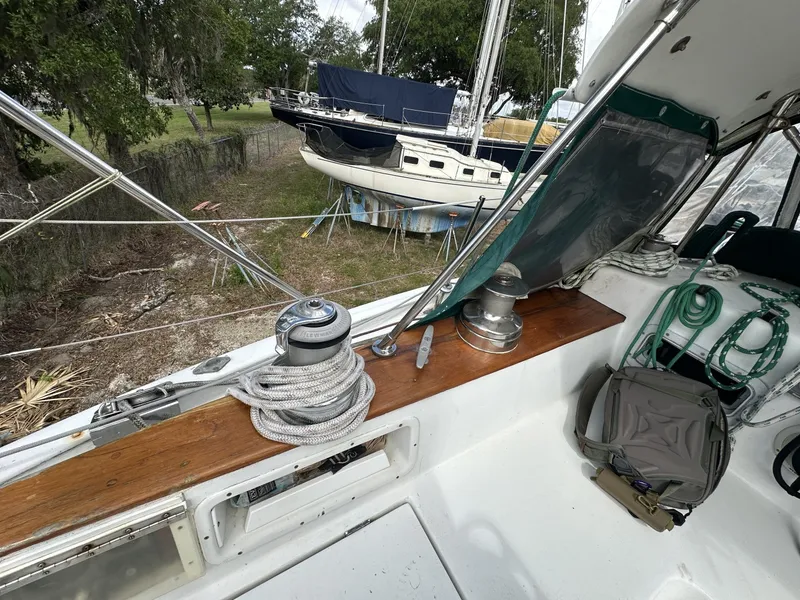 Slide: The Image of Valiant Valiant 40 1976 - 6033797