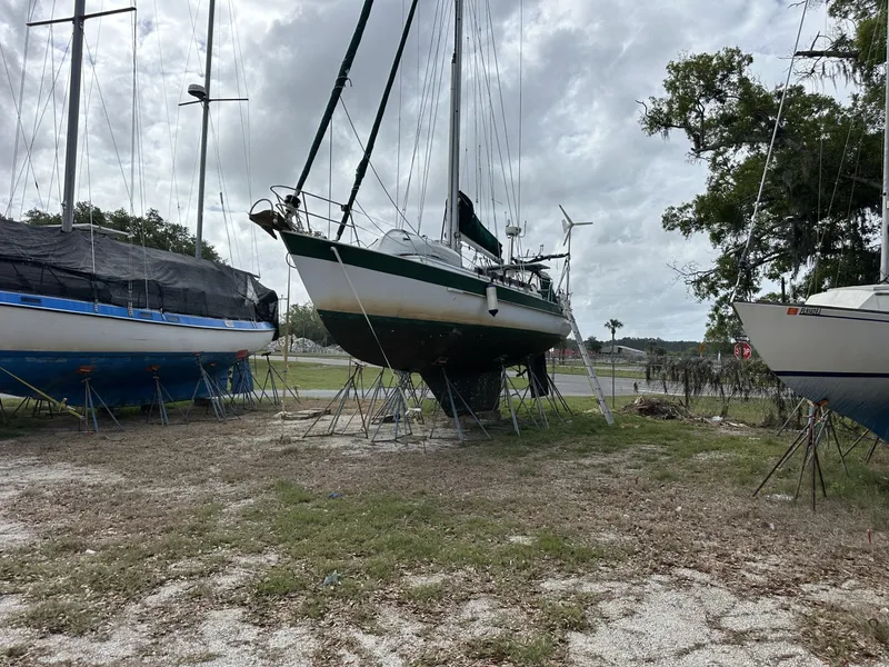 Slide: The Image of Valiant Valiant 40 1976 - 6033665