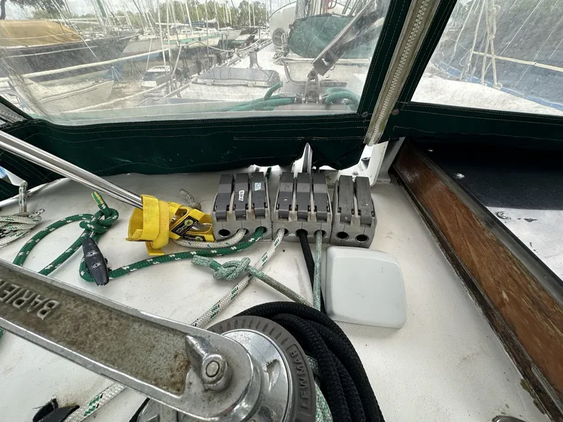 Slide: The Image of Valiant Valiant 40 1976 - 6033803